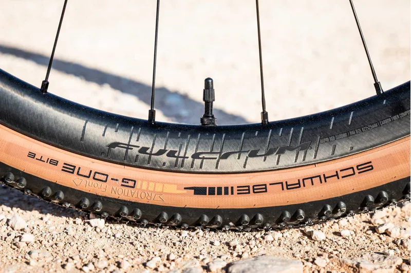 Fulcrum Rapid Red Carbon Disc 700c Wheelset-2